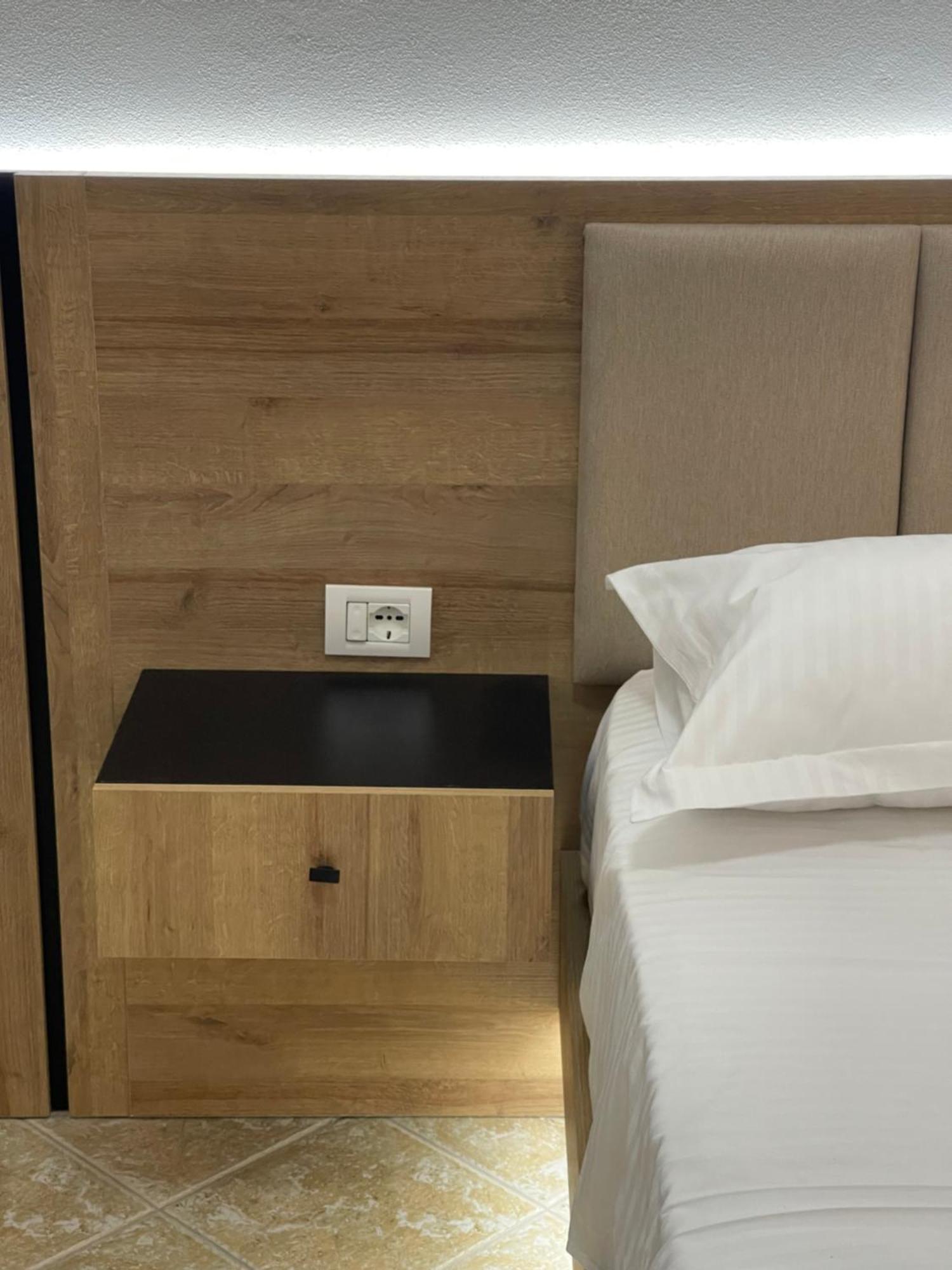 Hotel Riti Široka Kültér fotó